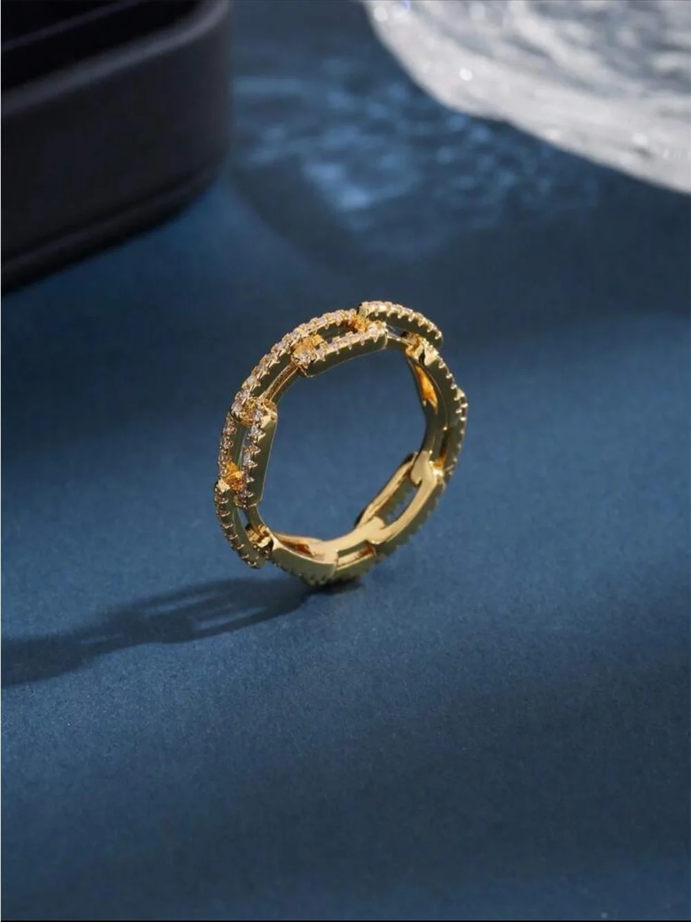 INTERLOCKED CHAIN RING WITH CUBIC ZIRCONIA ACCENTS - NEW